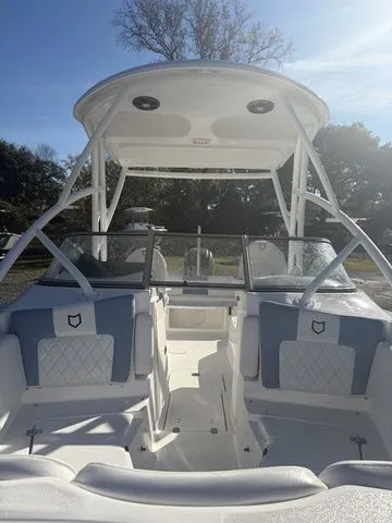 Slide: The Image of Sea Fox Traveler 228 T 2026 - 11