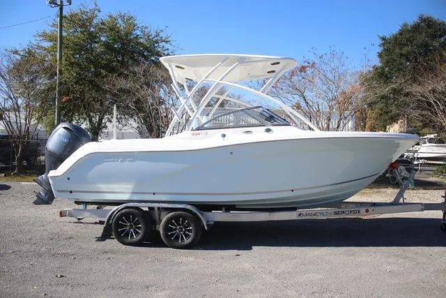 Slide: The Image of Sea Fox Traveler 228 T 2026 - 3