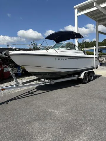 Slide: The Image of Boston Whaler 210 Ventura 2004 - 17