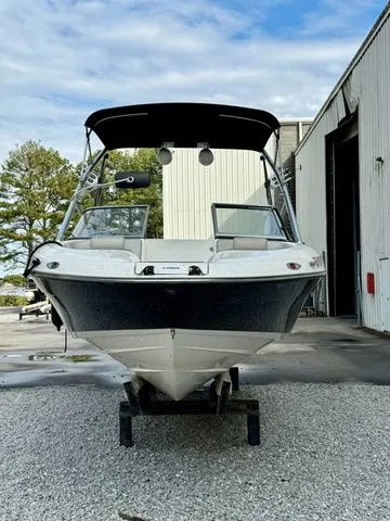 Slide: The Image of Yamaha 212X 2010 - 15