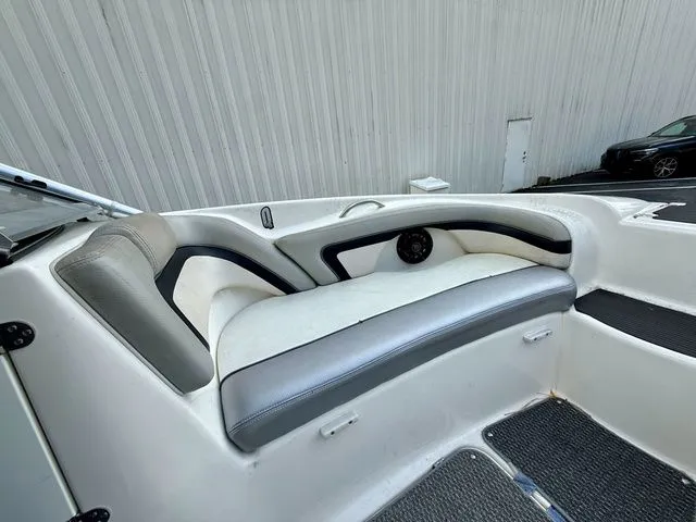 Slide: The Image of Yamaha 212X 2010 - 3