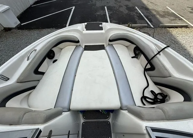 Slide: The Image of Yamaha 212X 2010 - 4