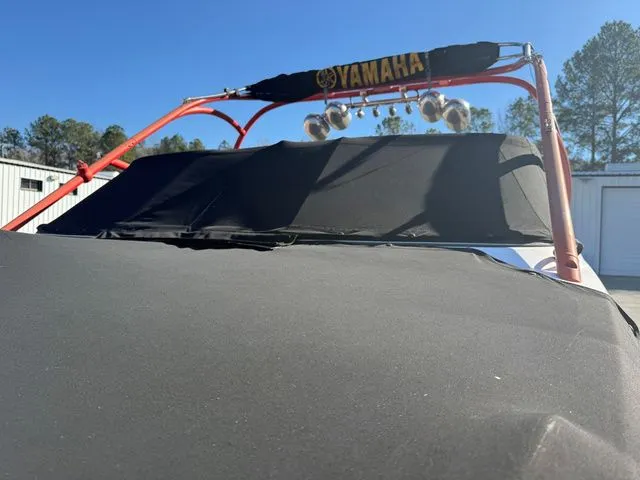 Slide: The Image of Yamaha AR240 HO 2011 - 6