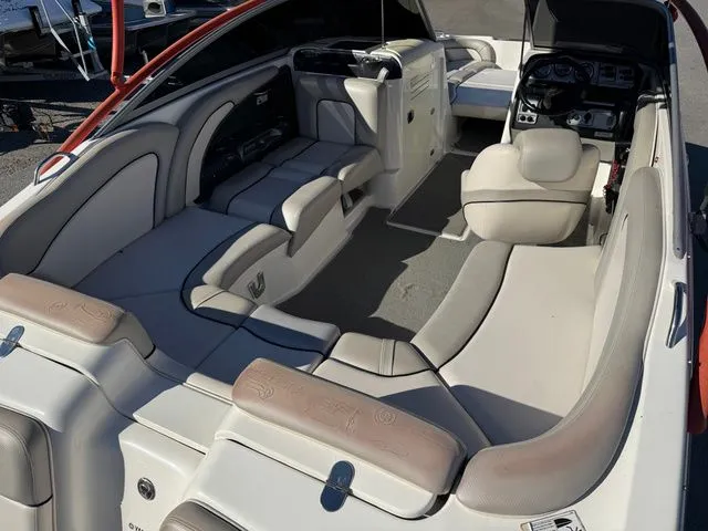 Slide: The Image of Yamaha AR240 HO 2011 - 9