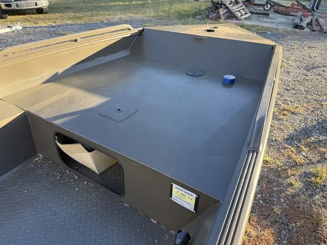 Slide: The Image of Edge Boats 656 Db 2026 - 4