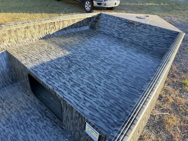 Slide: The Image of Edge Boats 553 DB Sportsman 2025 - 3