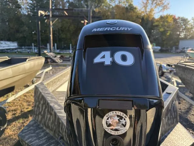 Slide: The Image of Edge Boats 553 DB Sportsman 2026 - 3