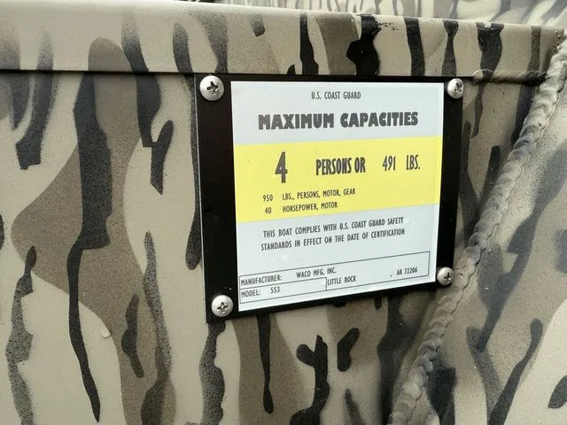 Slide: The Image of Edge Boats 553 DB 2026 - 4