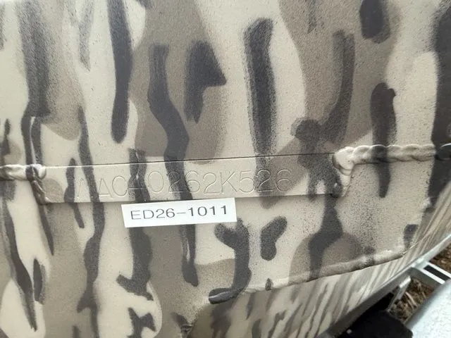 Slide: The Image of Edge Boats 553 DB 2026 - 6