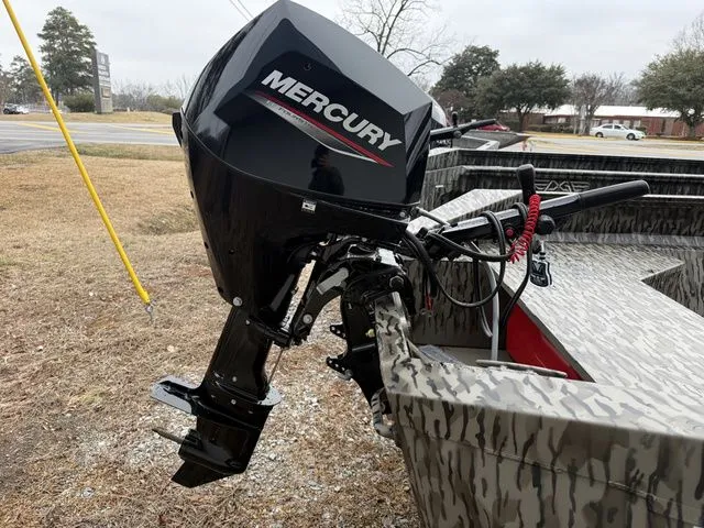 Slide: The Image of Edge Boats 553 DB 2026 - 7