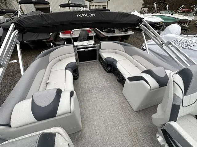 Slide: The Image of Avalon LSZ - 23 FT Quad Lounger 2026 - 24