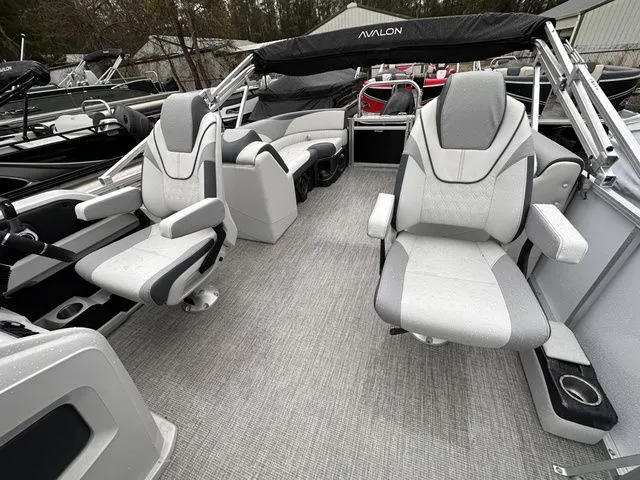 Slide: The Image of Avalon LSZ - 23 FT Quad Lounger 2026 - 25