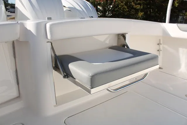 Slide: The Image of Albemarle 30 Express 2024 - 21