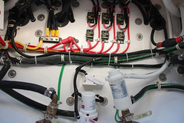 Slide: The Image of Albemarle 30 Express 2024 - 27