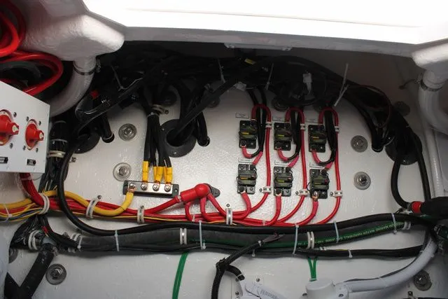 Slide: The Image of Albemarle 30 Express 2024 - 30