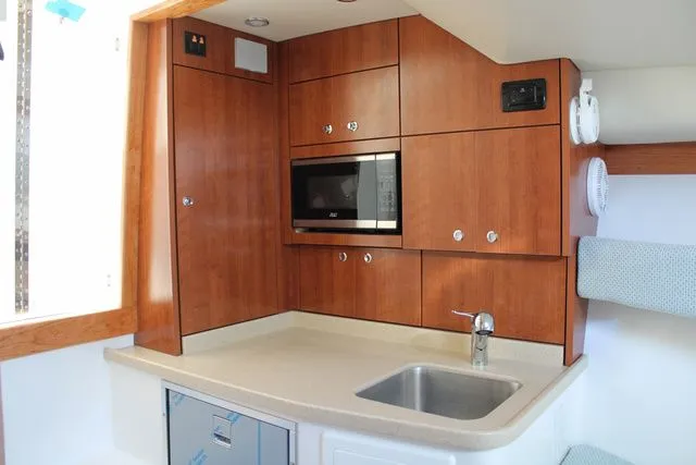 Slide: The Image of Albemarle 30 Express 2024 - 72