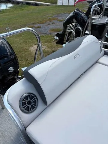 Slide: The Image of Avalon LSZ - 23 FT VRL 2026 - 5