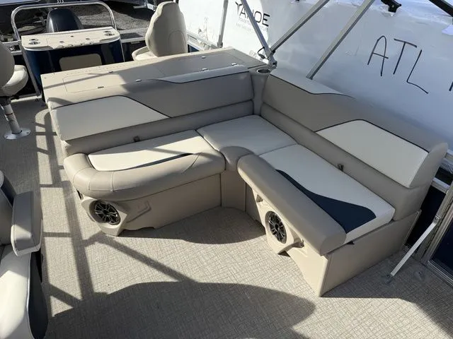 Slide: The Image of Avalon Venture 85 - 23 FT Rear Fish 2026 - 18