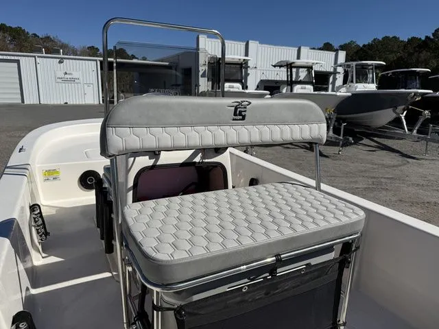 Slide: The Image of Carolina E18 JVX CC 2025 - 9