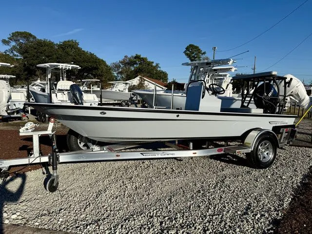 The Image of East Cape EVO 17 V 2026 - undefined