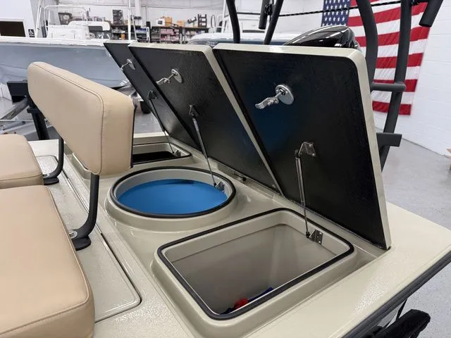 Slide: The Image of East Cape EVO 18V 2026 - 9