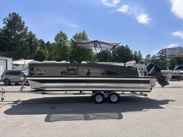 The Image of Tahoe Cascade - 23 FT Cruise Rear Bench 2025 - 1