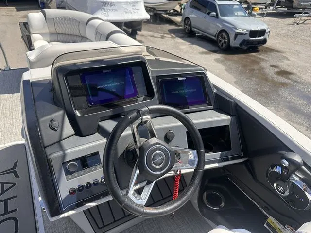 Slide: The Image of Tahoe Cascade - 23 FT Cruise Rear Bench 2025 - 16