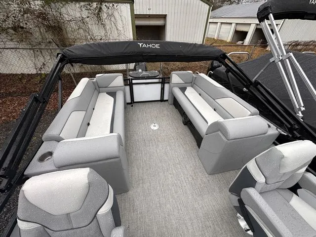 Slide: The Image of Tahoe Sport 85 - 23 FT Quad Lounger 2025 - 13