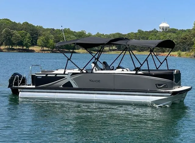 Slide: The Image of Tahoe LTZ - Quad Lounger 25' 2025 - 3