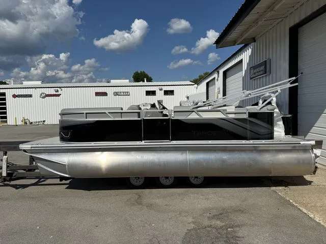 Slide: The Image of Tahoe Sport 85 - 21 FT Cruise 2026 - 10