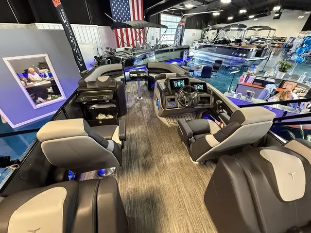 Slide: The Image of Tahoe Cascade - 25 FT Quad Lounger 2026 - 13