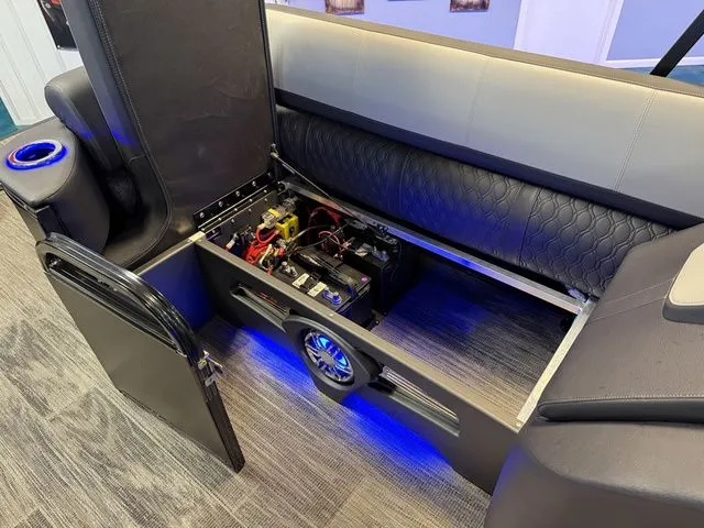 Slide: The Image of Tahoe Cascade - 25 FT Quad Lounger 2026 - 15