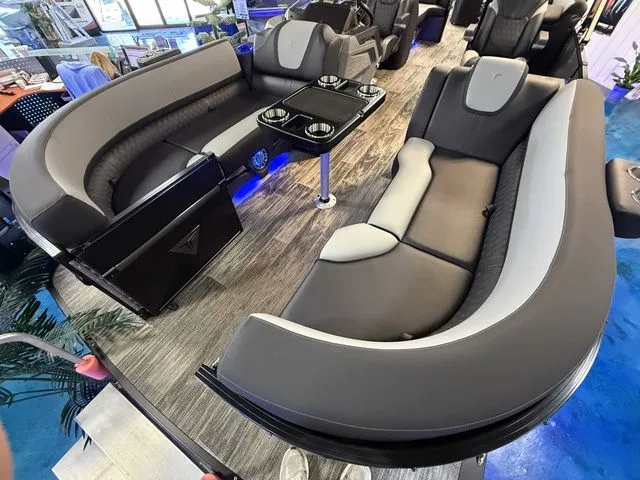 Slide: The Image of Tahoe Cascade - 25 FT Quad Lounger 2026 - 6