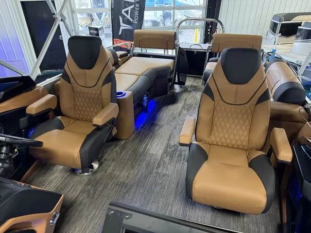 Slide: The Image of Tahoe Cascade - Quad Lounger Shift Windshield 2026 - 7