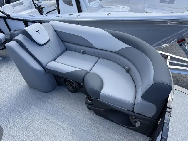 Slide: The Image of Tahoe LTZ - 23 FT Versatile Rear Lounger 2026 - 3