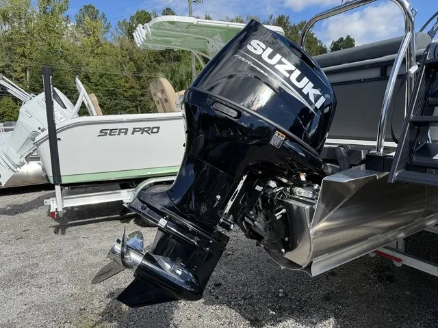 Slide: The Image of Tahoe LTZ - 23 FT Versatile Rear Lounger 2026 - 3