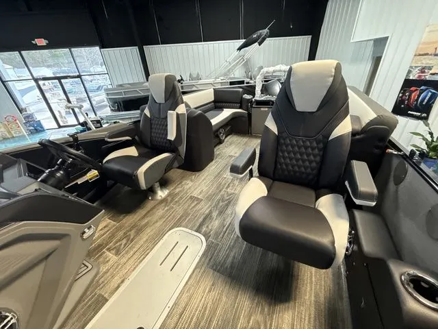 Slide: The Image of Tahoe Cascade - 25 FT Quad Lounger 2026 - 12