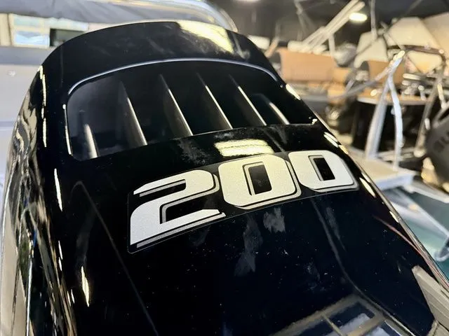 Slide: The Image of Tahoe Cascade - 2585 Elite Windshield 2026 - 3