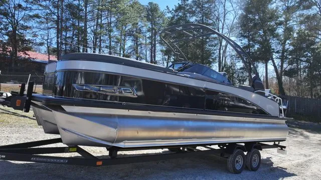 Slide: The Image of Tahoe Cascade - Quad Lounger Shift Windshield 2026 - 11