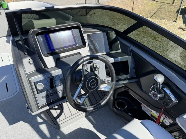 Slide: The Image of Tahoe Cascade - Quad Lounger Shift Windshield 2026 - 18