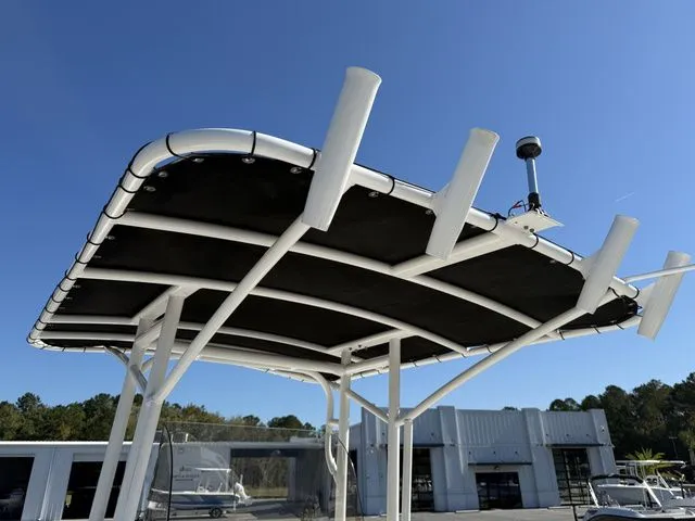 Slide: The Image of Clearwater 2300 Center Console 2023 - 13