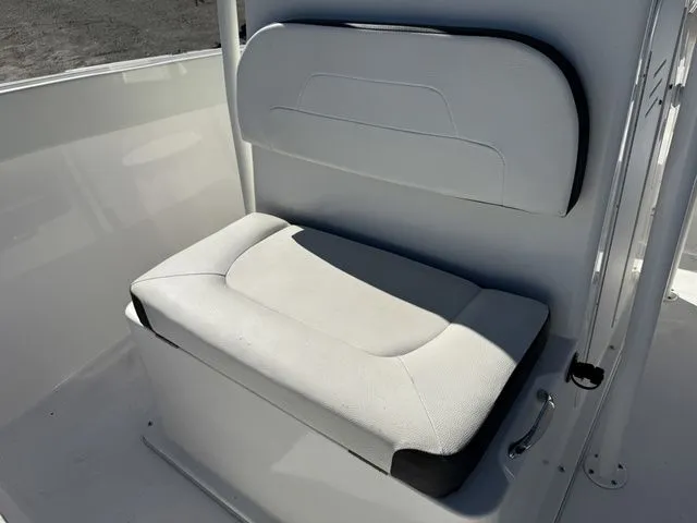 Slide: The Image of Clearwater 2300 Center Console 2023 - 18