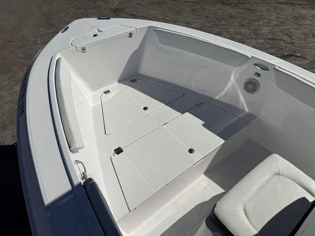 Slide: The Image of Clearwater 2300 Center Console 2023 - 8