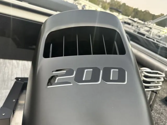 Slide: The Image of Avalon LSZ - 23 FT Versatile Rear Lounger 2025 - 9