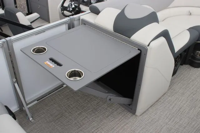 Slide: The Image of Avalon LSZ - 23 FT Quad Lounger 2025 - 6