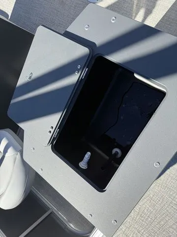 Slide: The Image of Avalon Venture 85 - 19 FT Quad Fish 2026 - 19