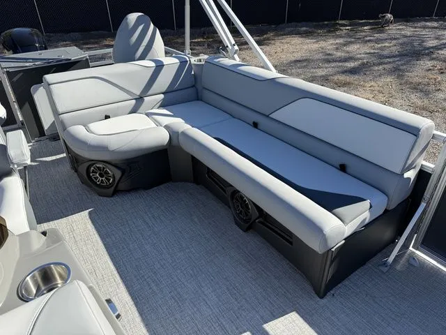 Slide: The Image of Avalon Venture 85 - 19 FT Quad Fish 2026 - 20