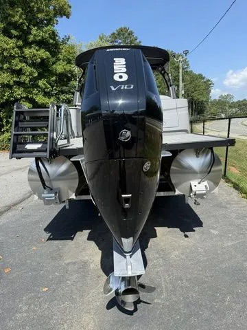 Slide: The Image of Tahoe GRAND TAHOE LTD ELITE PP 25' 2025 - 4