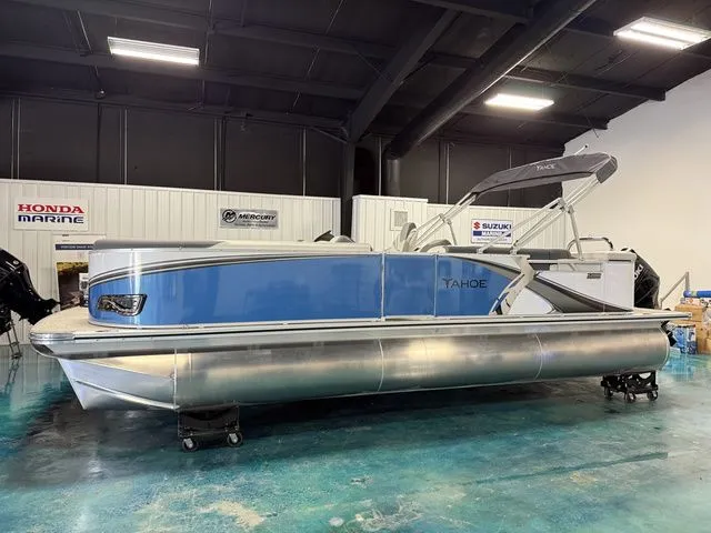 Slide: The Image of Tahoe LTZ - 23 FT Cruise 2025 - 3