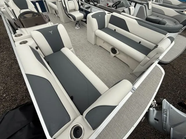 Slide: The Image of Tahoe Sport Quad Lounge - 21 FT 2026 - 4